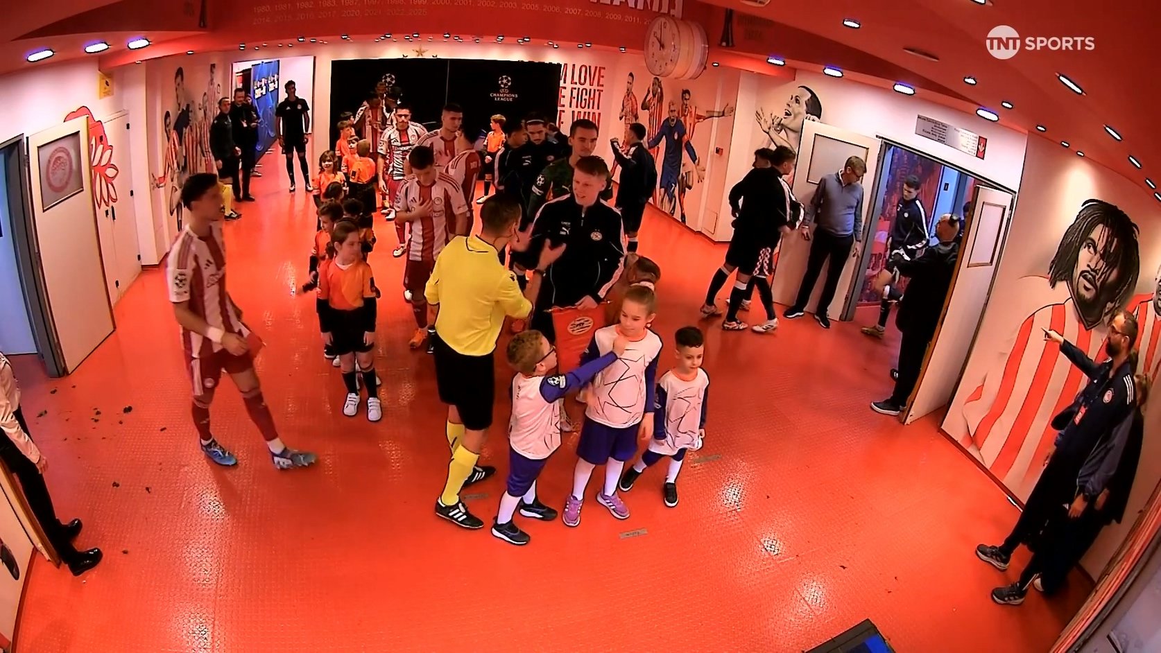 【90分钟足球网 www.90oo.com】2025-11-05 欧冠 奥林匹亚科斯VS埃因霍温 1080P TNT HD.jpg