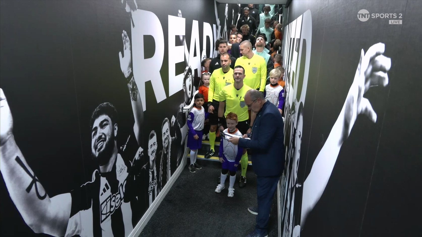 【90分钟足球网 www.90oo.com】2025-11-06 欧冠 纽卡斯尔联VS毕尔巴鄂竞技 1080P TNT..jpg