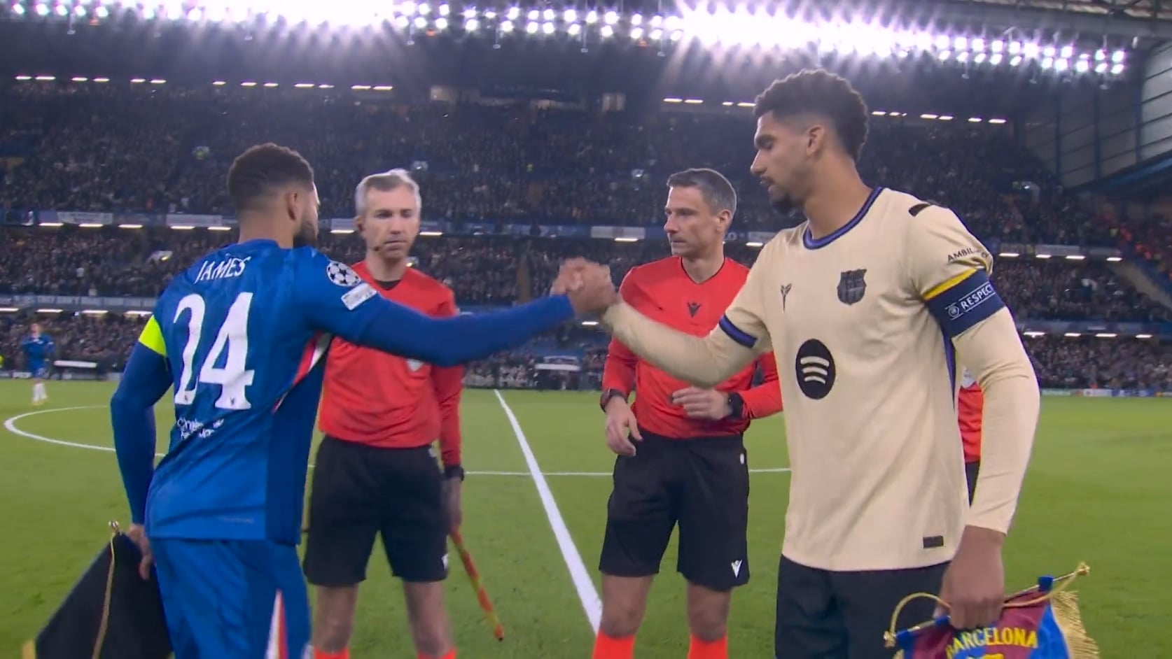 【90分钟足球网 www.90oo.com】2025-11-26 欧冠 切尔西V巴萨 1080 独家技术版 hdtv.mp.jpg