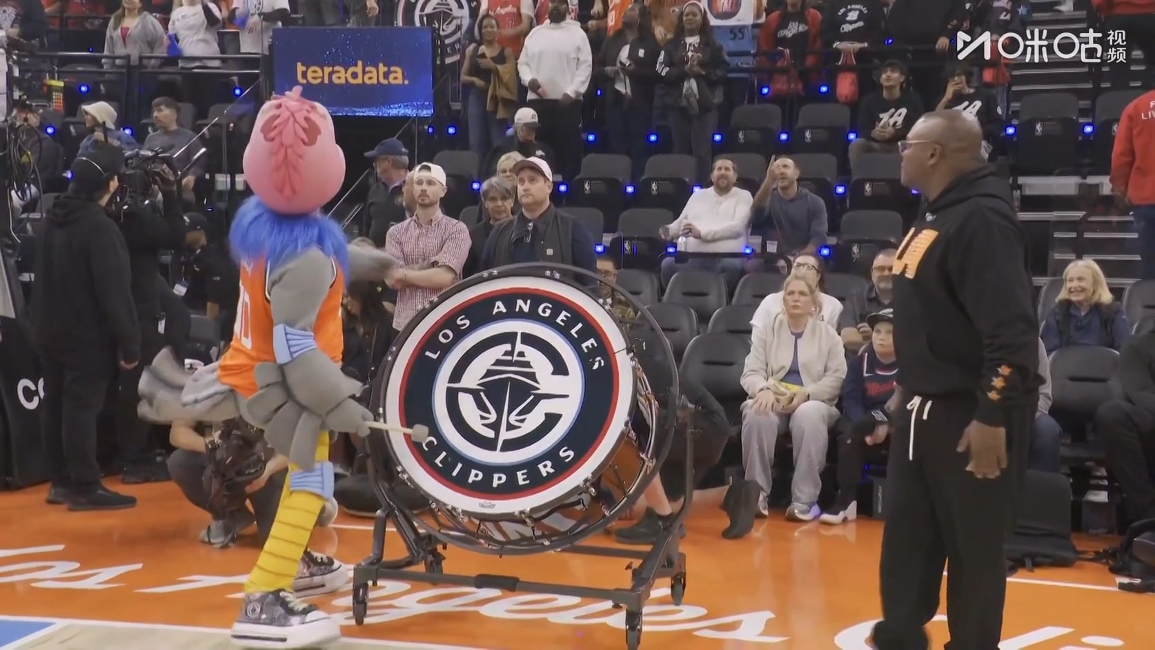 【90分钟足球网 www.90oo.com】2025-11-30 NBA 独行侠vs快船 1080 migu hdtv.ts_20251.jpg