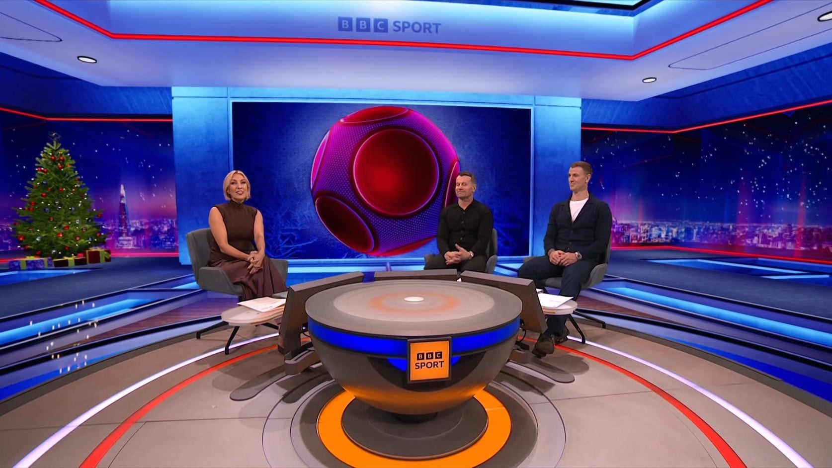 【90分钟足球网 www.90oo.com】2025-12-21 英超精华MOTD 1080 BBC HDTV.mkv_20251221_.jpg