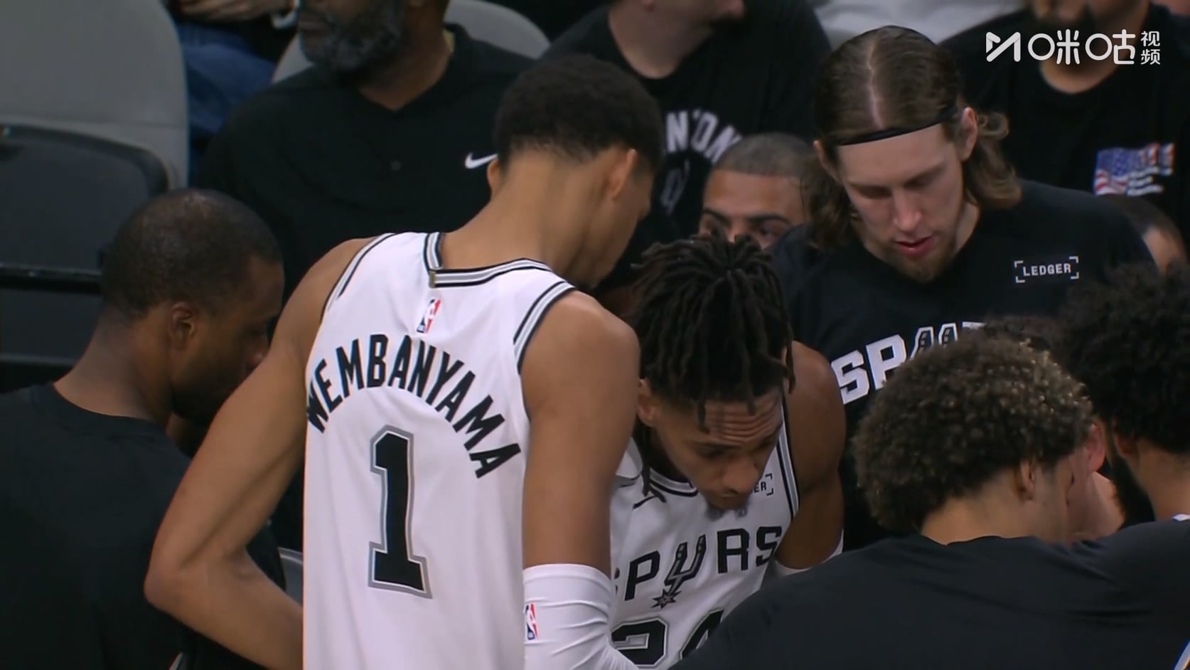 【90分钟足球网 www.90oo.com】2025-12-28 NBA 爵士VS马刺 1080 migu hdtv.ts_2025122.jpg