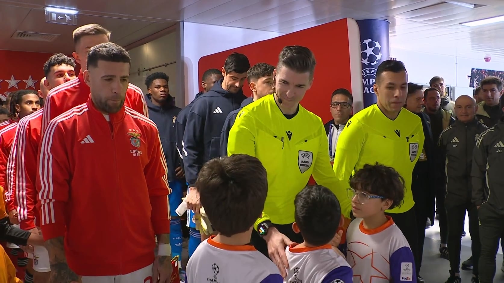 【90分钟足球网 www.90oo.com】2026-02-18 欧冠淘汰赛附加赛首回合 本菲卡VS皇马 1080.jpg