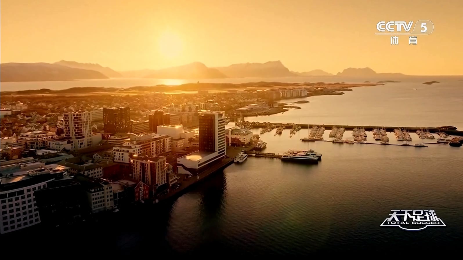 【90分钟足球网 www.90oo.com】2026-03-02 天下足球（欧冠诞生“死亡半区”）1080 hdt.jpg