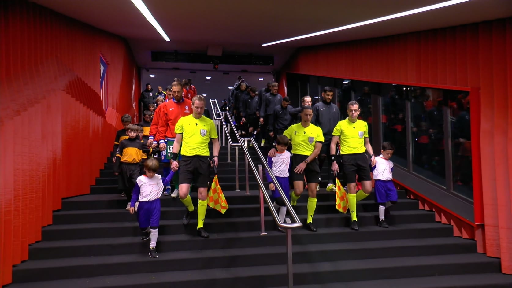 【90分钟足球网 www.90oo.com】2026-03-11 欧冠八分之一决赛首回合 马竞VS热刺 4K 216.jpg