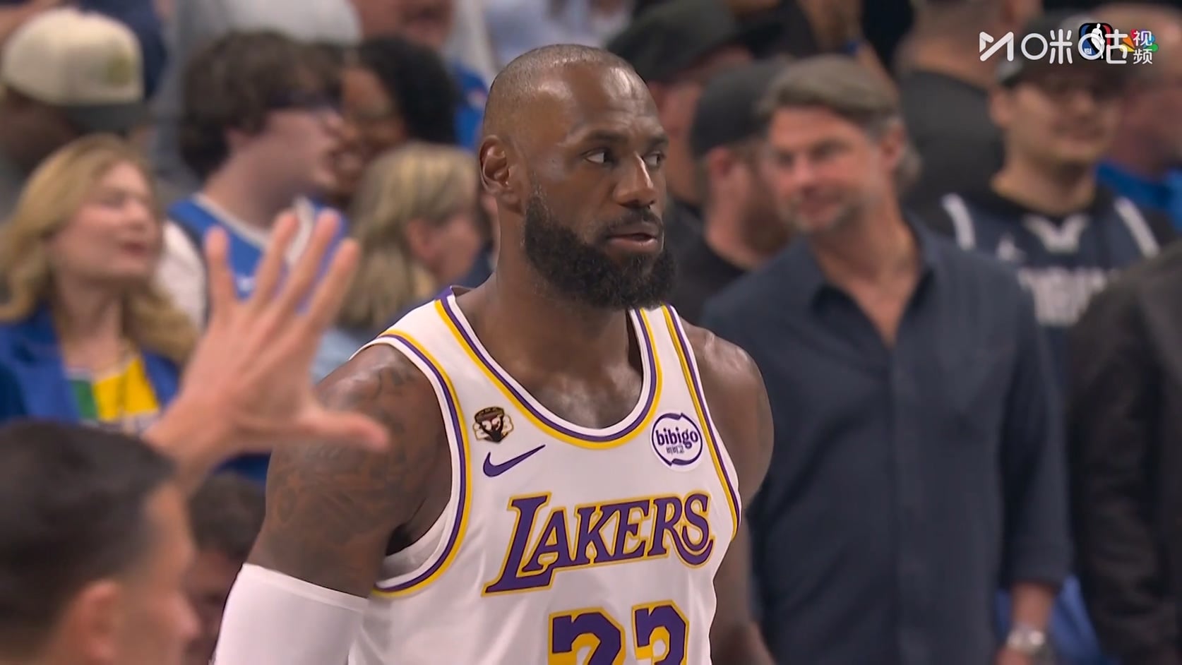 【90分钟足球网 www.90oo.com】2026-04-06 NBA 湖人vs独行侠 1080 migu hdtv.ts_20260.jpg